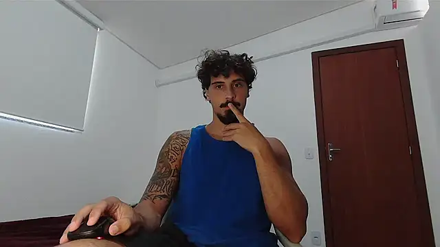 Snapshot of milkoffe chatting on February 6, 2026, 12:23 pm milkoffe online show from February 6, 2026, 12:23 pm