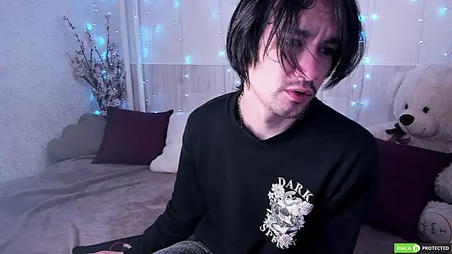 CalvinOwens online show from November 4, 2025, 3:21 am