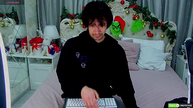 Snapshot of CalvinOwens chatting on January 10, 2026, 6:03 pm CalvinOwens online show from January 10, 2026, 6:03 pm