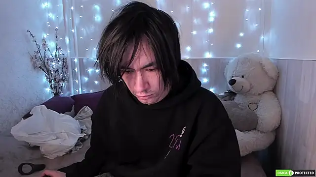 CalvinOwens online show from November 15, 2025, 3:21 am