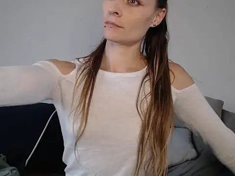 naikah714 online show from March 9, 2025, 12:20 pm