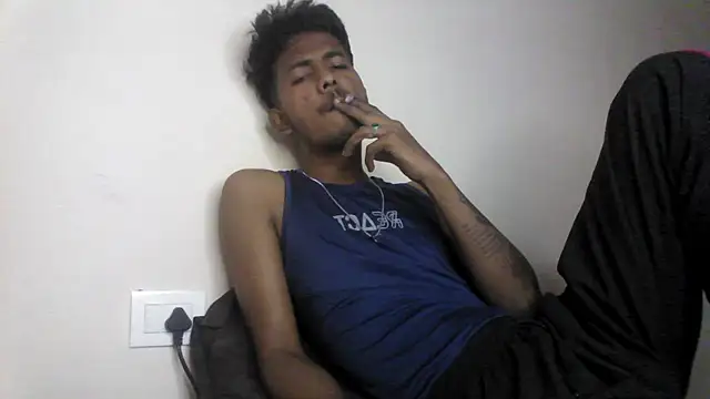 Snapshot of just_fucks chatting on October 14, 2025, 5:46 pm just fucks online show from October 14, 2025, 5:46 pm