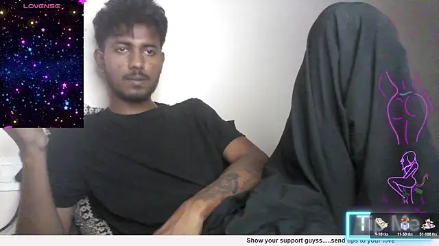 Snapshot of just_fucks chatting on October 24, 2025, 7:24 pm just fucks online show from October 24, 2025, 7:24 pm