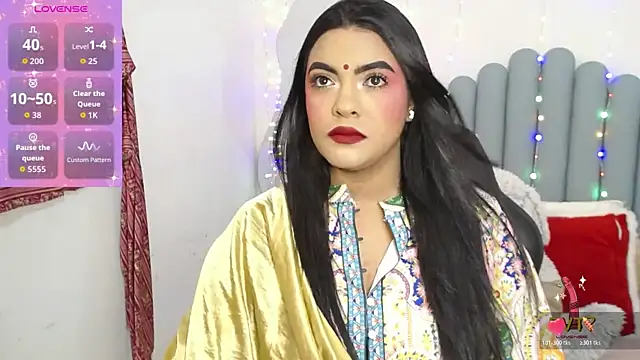 lakshmiraniii online show from April 17, 2026, 11:57 am