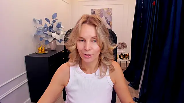 Snapshot of Sinty_Devis chatting on November 21, 2025, 11:20 am Sinty Devis online show from November 21, 2025, 11:20 am