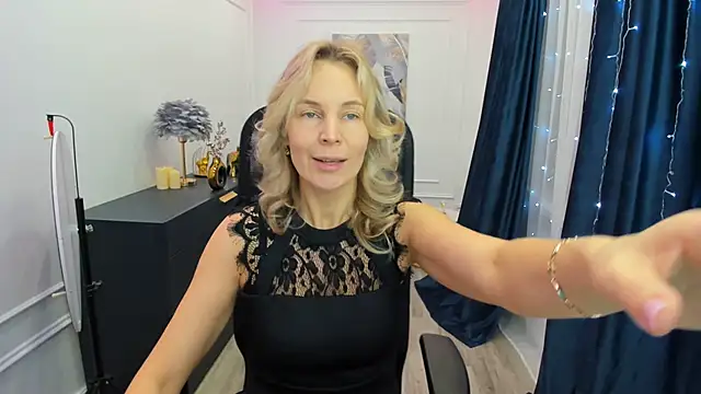 Sinty Devis online show from January 9, 2026, 4:19 am