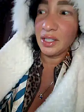 Snapshot of TheGoddessBianca chatting on December 28, 2024, 3:15 pm TheGoddessBianca online show from December 28, 2024, 3:15 pm