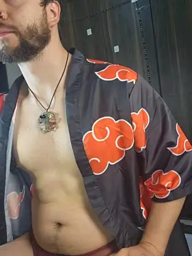 Snapshot of just_maxii chatting on November 25, 2025, 12:11 am just maxii online show from November 25, 2025, 12:11 am