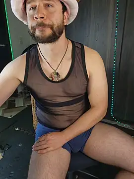 Snapshot of just_maxii chatting on November 27, 2025, 11:05 pm just maxii online show from November 27, 2025, 11:05 pm