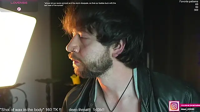 Snapshot of just_maxii chatting on November 4, 2025, 11:30 pm just maxii online show from November 4, 2025, 11:30 pm