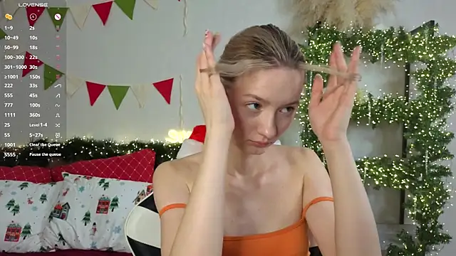 IdaValenti online show from December 19, 2025, 11:07 pm