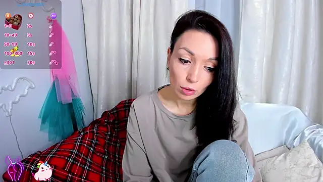 Snapshot of jessica_tiny chatting on November 3, 2025, 1:44 am jessica tiny online show from November 3, 2025, 1:44 am