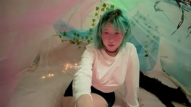 Akemilun online show from October 26, 2025, 6:41 pm