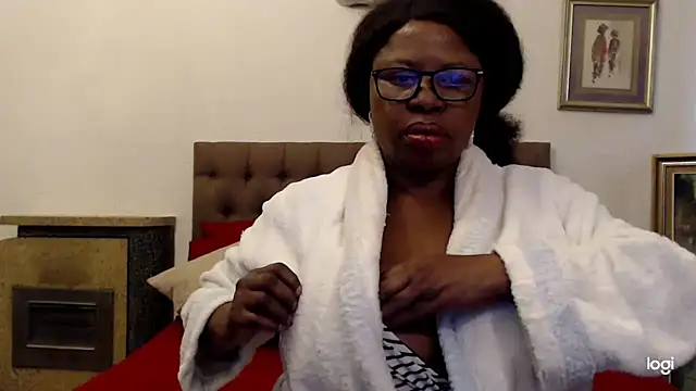 OmegaLipps online show from December 15, 2025, 4:18 am