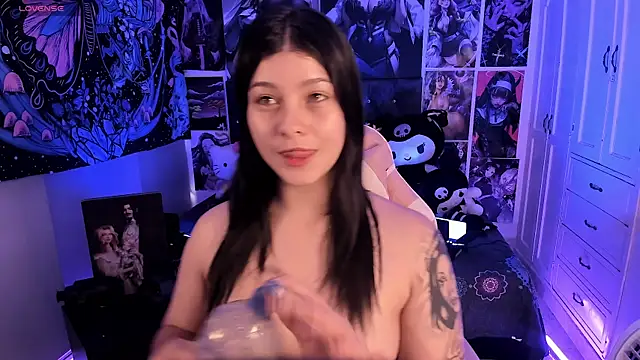 LanaKyutt online show from May 16, 2026, 9:14 pm