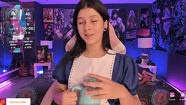 LanaKyutt online show from October 31, 2025, 1:30 pm