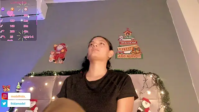 Snapshot of _frida1 chatting on December 5, 2025, 12:59 pm frida1 online show from December 5, 2025, 12:59 pm