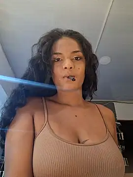 Snapshot of _frida1 chatting on October 22, 2025, 12:59 pm frida1 online show from October 22, 2025, 12:59 pm