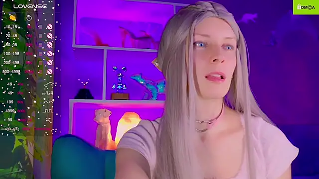 Snapshot of Flash_Summer chatting on November 25, 2025, 1:28 am Flash Summer online show from November 25, 2025, 1:28 am