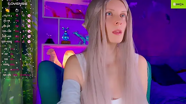 Snapshot of Flash_Summer chatting on November 9, 2025, 10:14 pm Flash Summer online show from November 9, 2025, 10:14 pm