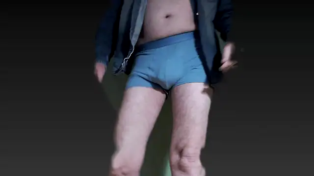 Snapshot of juanpalmox chatting on December 2, 2025, 7:04 pm juanpalmox online show from December 2, 2025, 7:04 pm