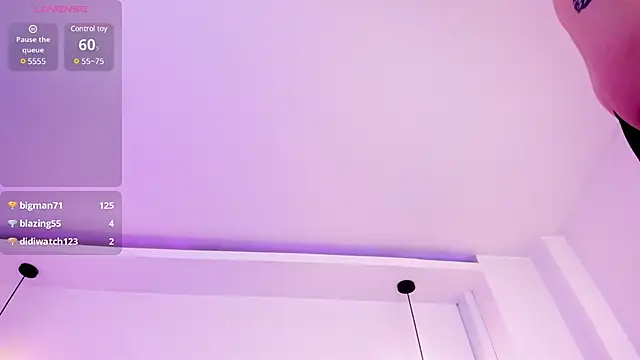 lady nylon  online show from March 10, 2025, 6:12 pm