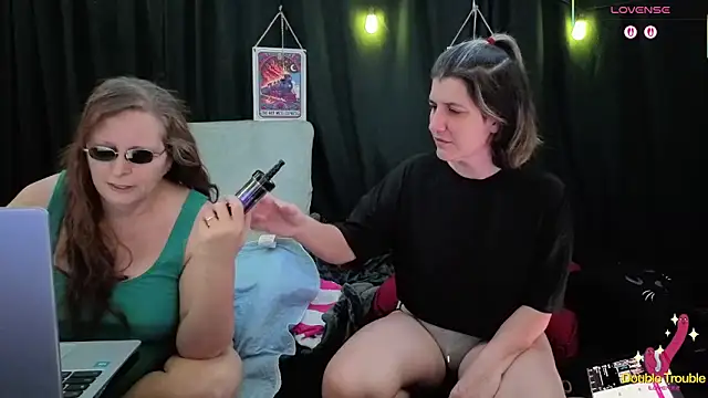 Snapshot of Sexy_Mama-69 chatting on December 4, 2025, 5:34 pm Sexy Mama-69 online show from December 4, 2025, 5:34 pm