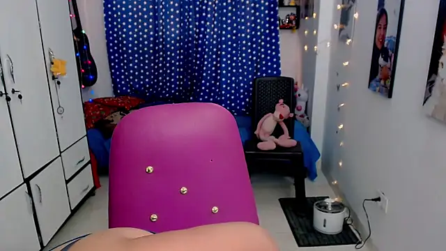 Snapshot of claryssa_ chatting on November 8, 2025, 9:40 pm claryssa online show from November 8, 2025, 9:40 pm