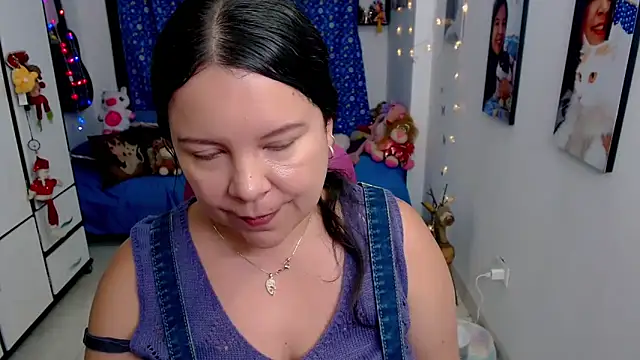 Snapshot of claryssa_ chatting on March 1, 2026, 7:08 am claryssa online show from March 1, 2026, 7:08 am