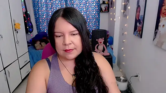 Snapshot of claryssa_ chatting on October 3, 2025, 7:04 pm claryssa online show from October 3, 2025, 7:04 pm