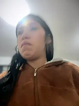 Snapshot of emily_rosse04 chatting on January 11, 2026, 11:06 am emily rosse04 online show from January 11, 2026, 11:06 am