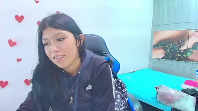 Snapshot of emily_rosse04 chatting on February 14, 2026, 12:49 pm emily rosse04 online show from February 14, 2026, 12:49 pm