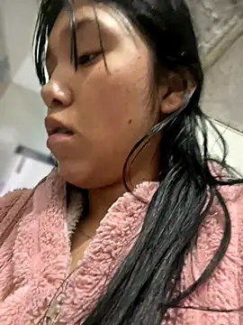 Snapshot of emily_rosse04 chatting on October 25, 2025, 11:20 am emily rosse04 online show from October 25, 2025, 11:20 am