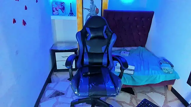 Snapshot of emily_rosse04 chatting on February 27, 2026, 3:45 pm emily rosse04 online show from February 27, 2026, 3:45 pm