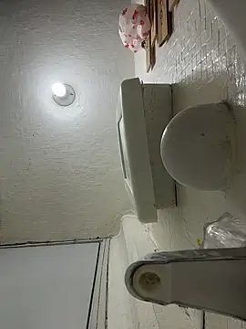 Snapshot of SheraHadee chatting on November 2, 2025, 7:19 pm SheraHadee online show from November 2, 2025, 7:19 pm