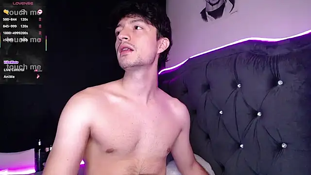 Snapshot of henry_diiaz chatting on October 15, 2025, 9:50 am henry diiaz online show from October 15, 2025, 9:50 am