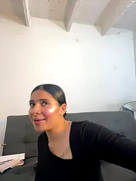 Meganmilk1 online show from November 28, 2025, 3:56 pm