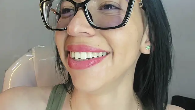 Snapshot of Katty_mouth chatting on January 11, 2026, 7:43 pm Katty mouth online show from January 11, 2026, 7:43 pm