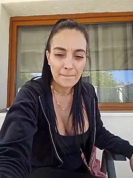 AnaFoxxy online show from April 23, 2026, 10:11 am