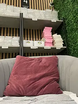 Snapshot of Deonta_ chatting on February 15, 2025, 7:06 am Deonta online show from February 15, 2025, 7:06 am