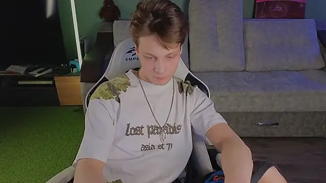 TeddyLiLboy online show from April 3, 2026, 7:20 pm