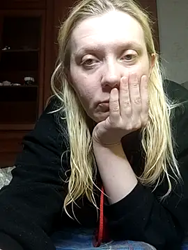 Snapshot of LeraSweet chatting on June 13, 2026, 7:12 pm LeraSweet online show from June 13, 2026, 7:12 pm