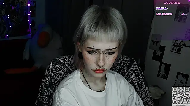 say mary online show from April 10, 2026, 11:23 pm