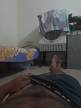 Snapshot of workoutsaurabh chatting on October 24, 2025, 5:34 pm workoutsaurabh online show from October 24, 2025, 5:34 pm