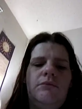 Snapshot of BeckiTooSweet chatting on November 10, 2025, 10:26 pm BeckiTooSweet online show from November 10, 2025, 10:26 pm