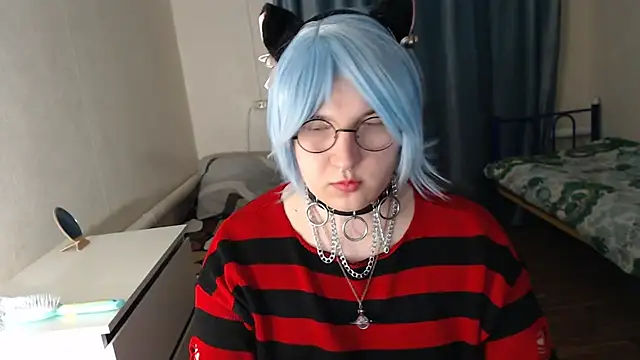 Snapshot of EvaMiron chatting on February 21, 2026, 4:31 pm EvaMiron online show from February 21, 2026, 4:31 pm