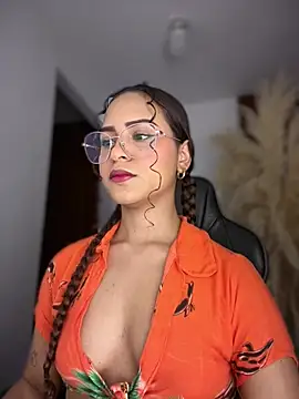 gretta kler1 online show from February 26, 2026, 10:32 pm