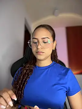 Snapshot of gretta_kler1 chatting on March 11, 2025, 3:12 pm gretta kler1 online show from March 11, 2025, 3:12 pm