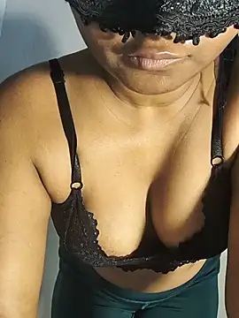 FANTASY QUEEN 07 online show from May 28, 2026, 2:30 am