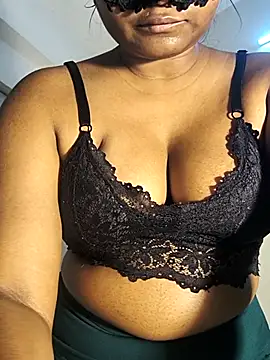 FANTASY QUEEN 07 online show from May 10, 2026, 2:26 am